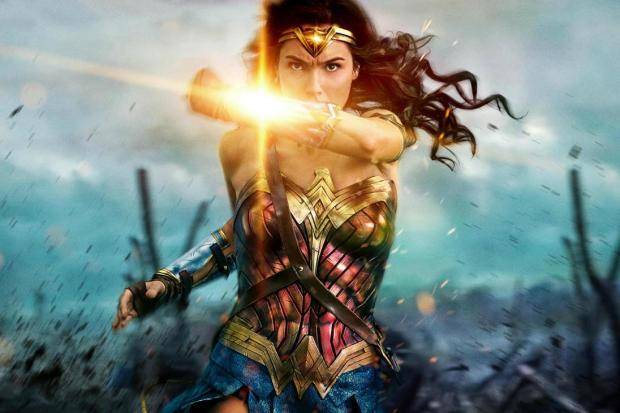 พลังพิเศษของ Wonder Woman ใน Justice League พร้อมชมคลิบชัดๆแบบ HD ก่อนโดนลบ