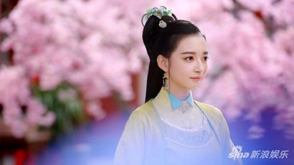 ละคร Hua Xie Hua Fei Hua Man Tian 《花谢花飞花满天》 2017 8