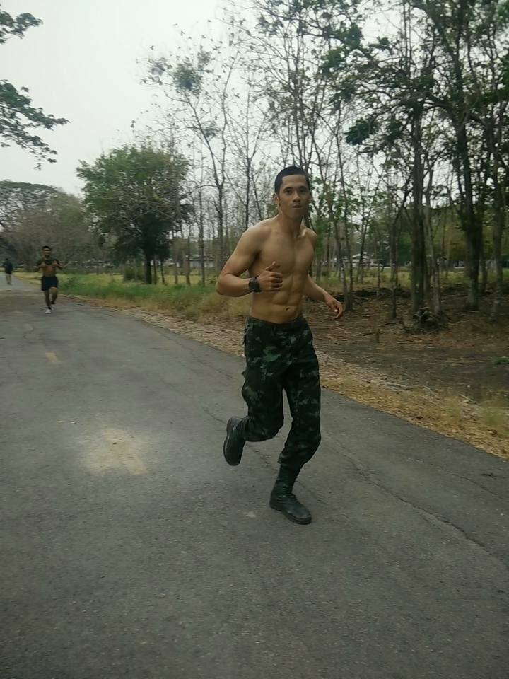 กล้ามน่ากัดมากสามี