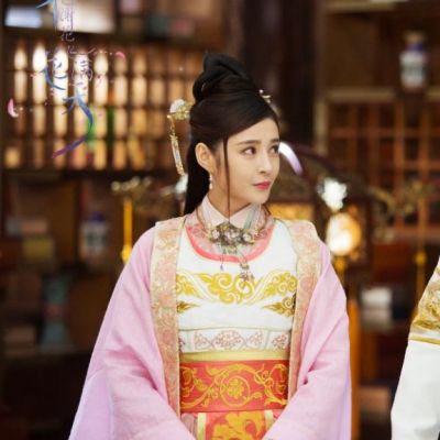 ละคร Hua Xie Hua Fei Hua Man Tian 《花谢花飞花满天》 2017 19