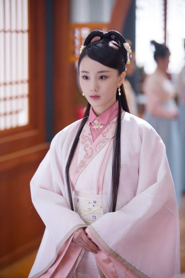 ละคร Hua Xie Hua Fei Hua Man Tian 《花谢花飞花满天》 2017 20