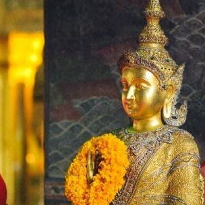 พระคาถามงคลเสริมบารมี