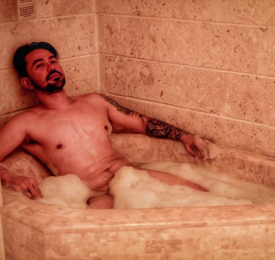 เลียกันม่ะ