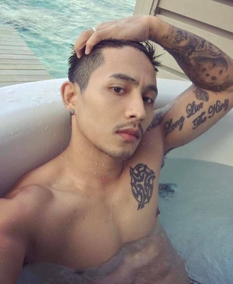 เลียกันม่ะ