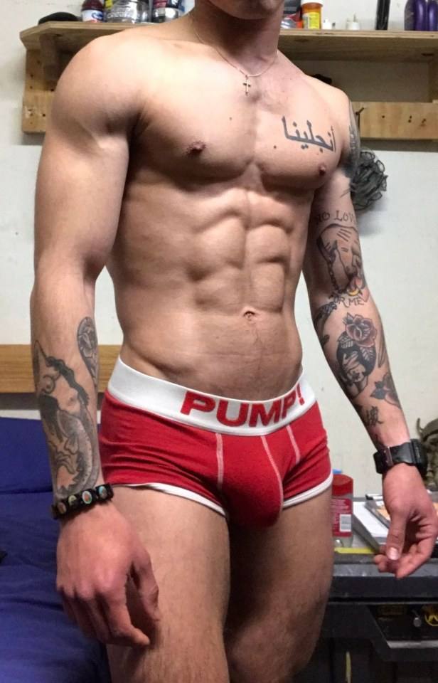 Hot guy in underwear 320