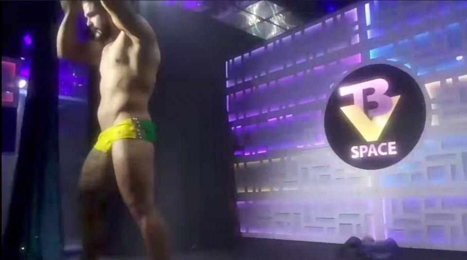 STRIP SHOW