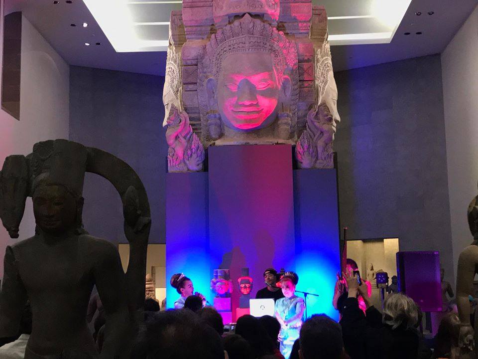 BANGKOK NITES concert at Guimet National Museum in Paris  ( อ้น แคนเขียว )