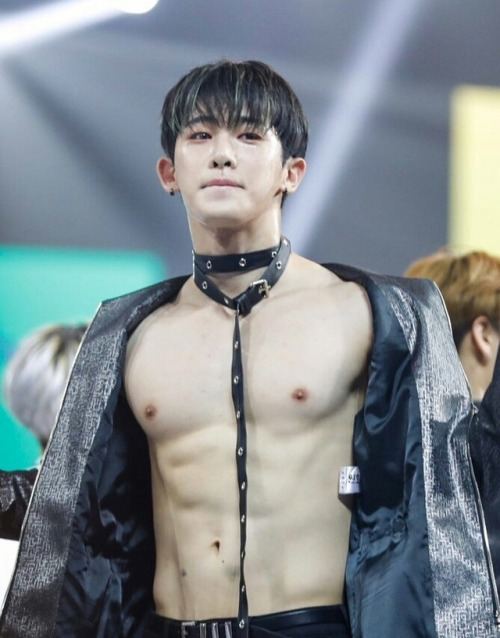 ศิลปินเกาหลี WONHO