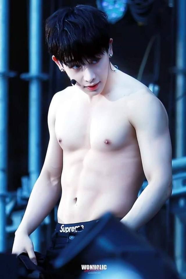 ศิลปินเกาหลี WONHO