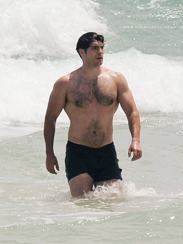 Henry cavill ‏01