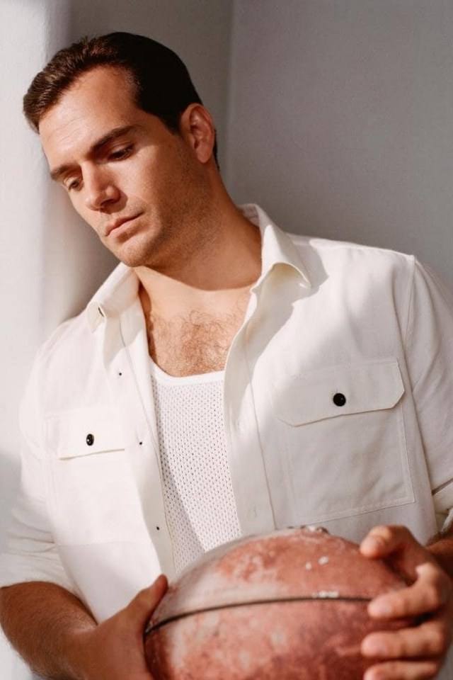 Henry cavill ‏2