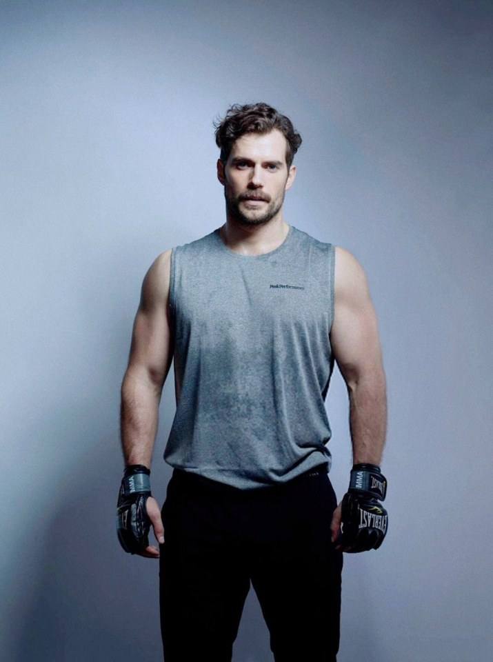 Henry cavill ‏2