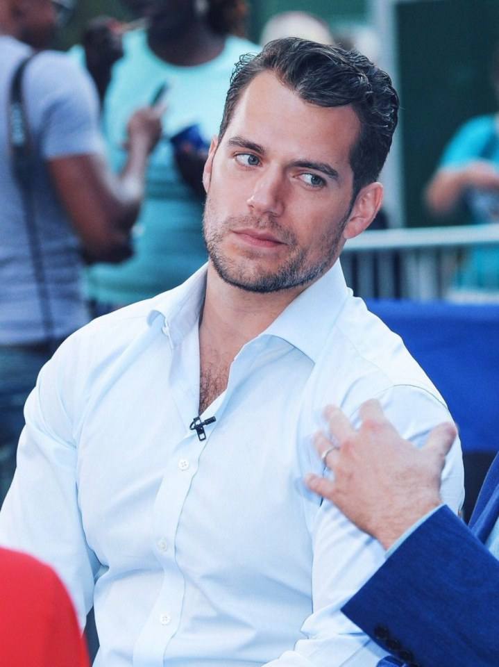 Henry cavill ‏2