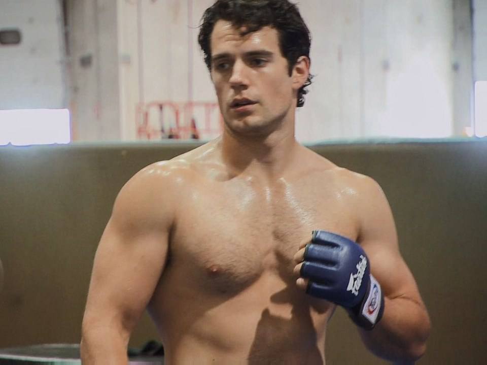 Henry cavill ‏2