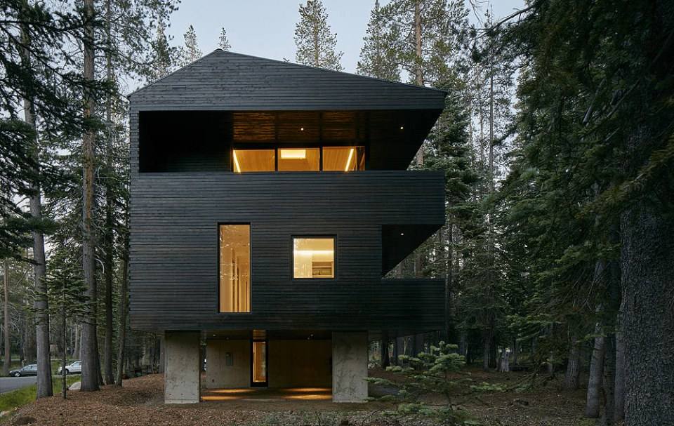 Troll Hus by Mork Ulnes Architects
