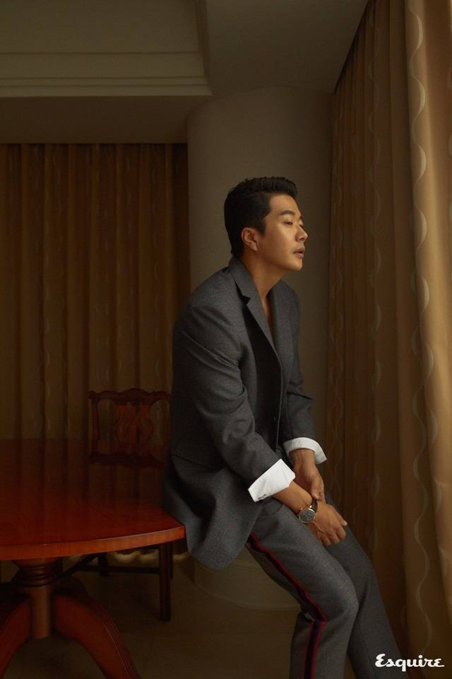 Kwon Sang Woo @ Esquire Korea August 2018