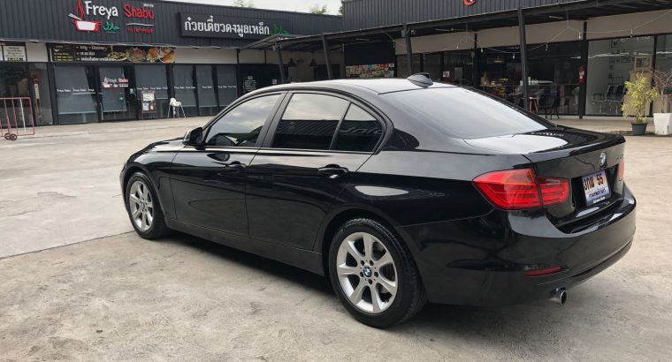 BMW 320i