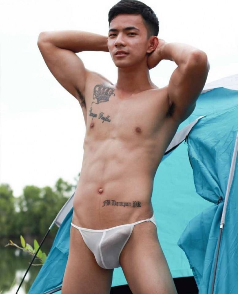 Sexy nudity gay guys 2