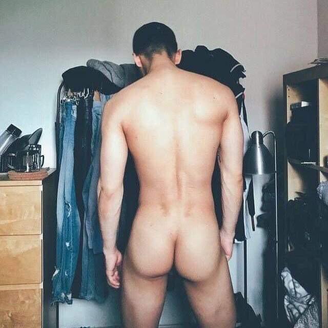 Sexy nudity gay guys 17