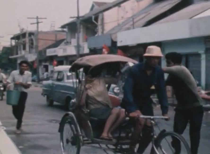 เมืองลาวก่อนปี1975