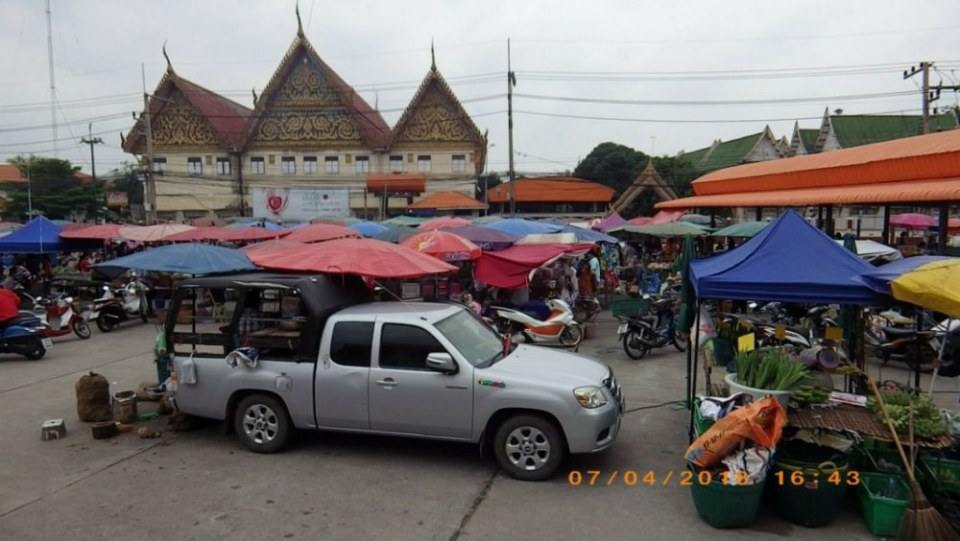 ข้างทางรถไฟสายแม่กลอง(ช่วงบ.แหลม ไป บ.กาหลง)