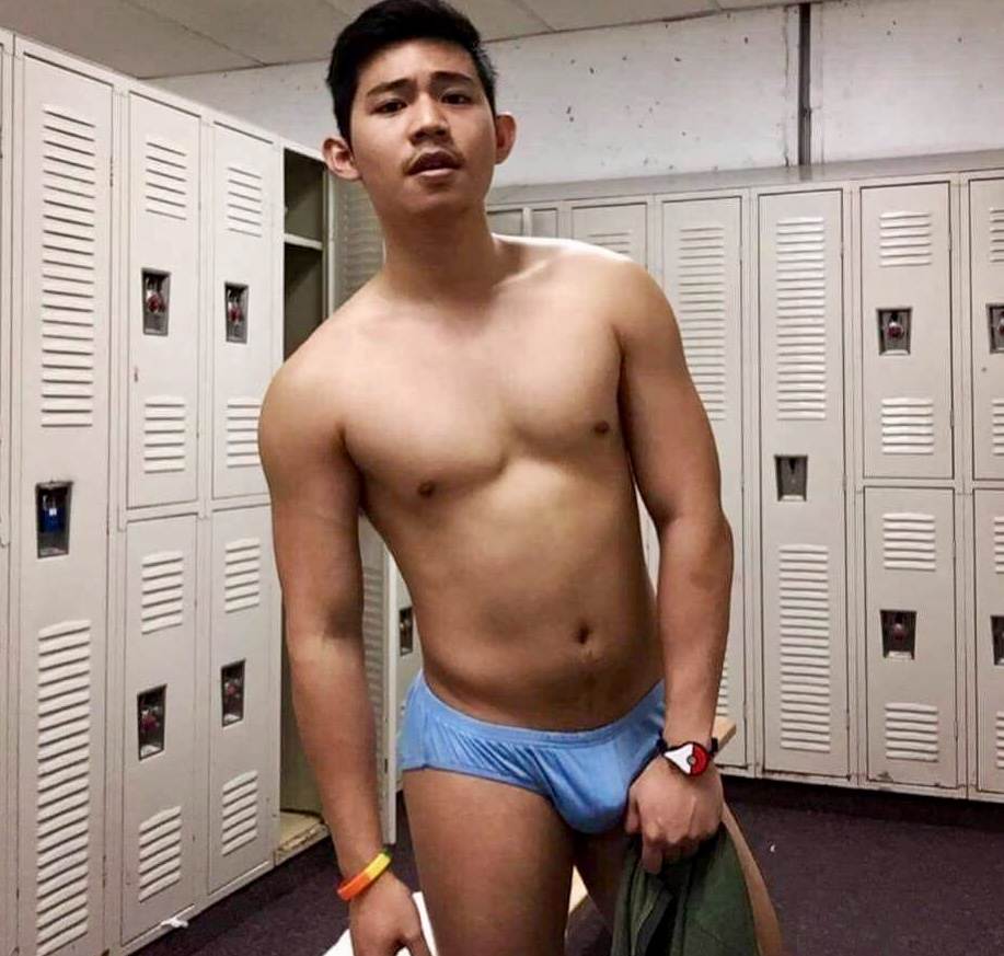 Sexy nudity gay guys 23