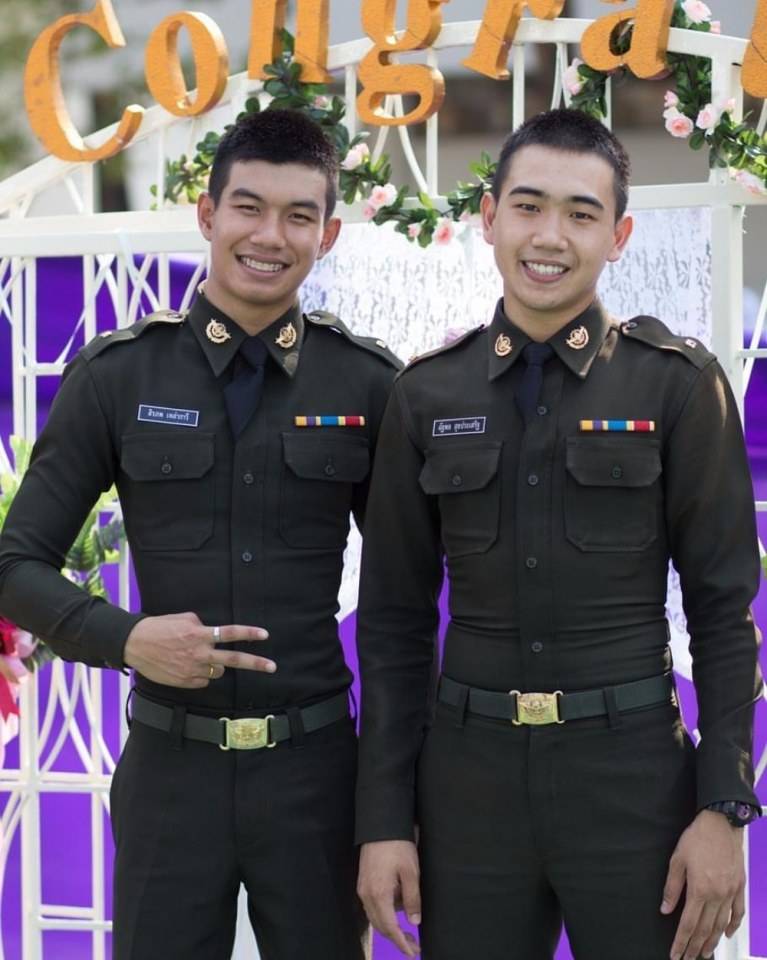 ทวิชาตรี  เกิดเป็นสตรีของทีละสองคน  3,515