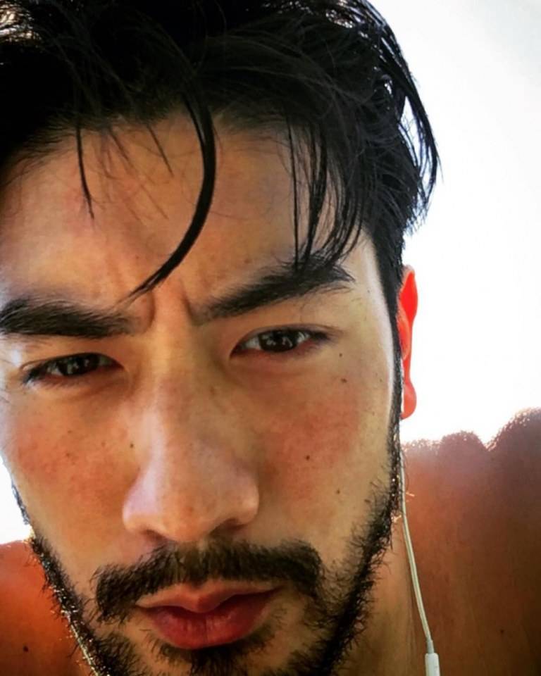 สามีgodfreygao3