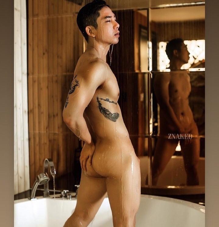 Sexy nudity gay guys 32