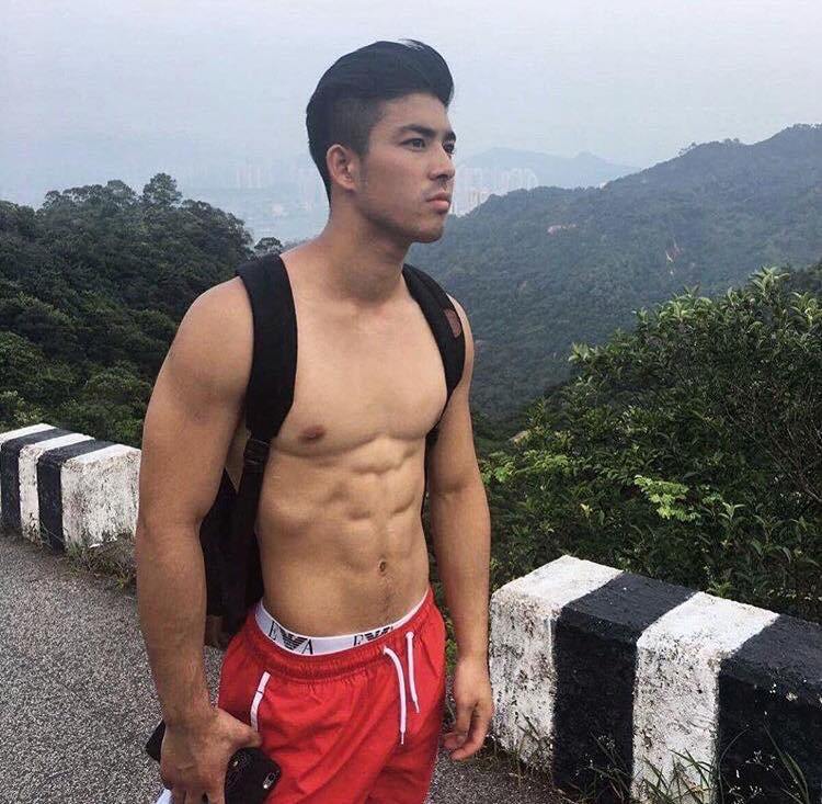 หล่อผุดผาด  นะไอ่ต้าว  4,063