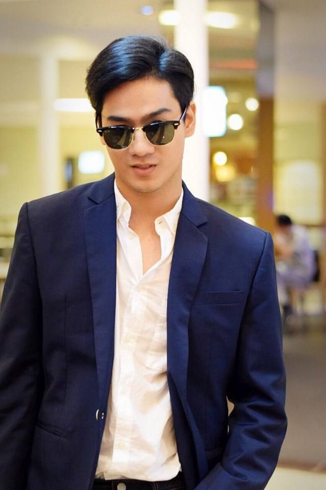 หล่อชวนฝัน