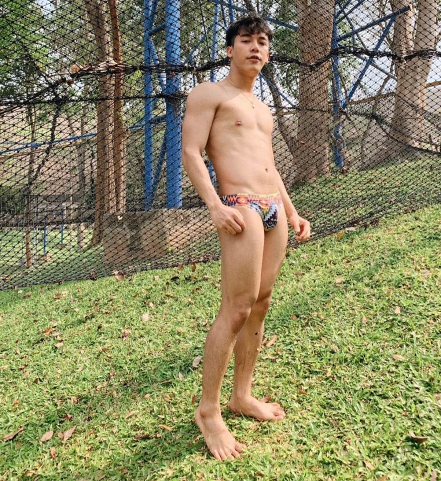 Sexy nudity gay guys 48