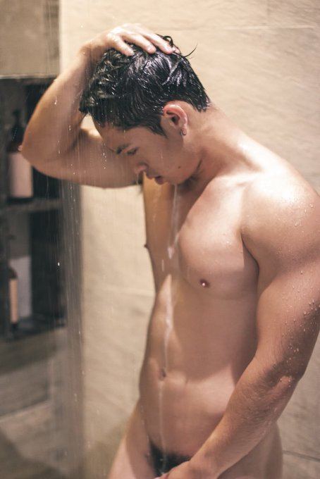 นี่ก็หล่อเกิ้นนนน