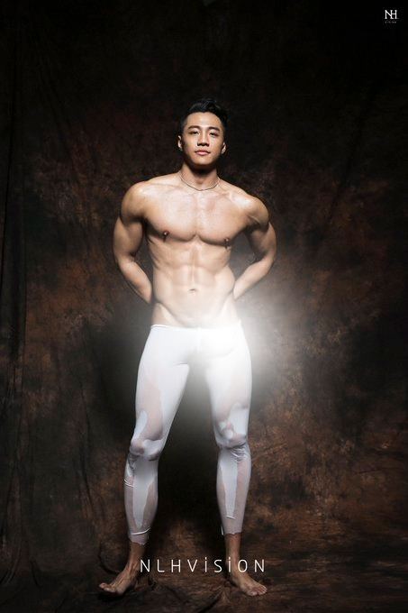 นี่ก็หล่อเกิ้นนนน