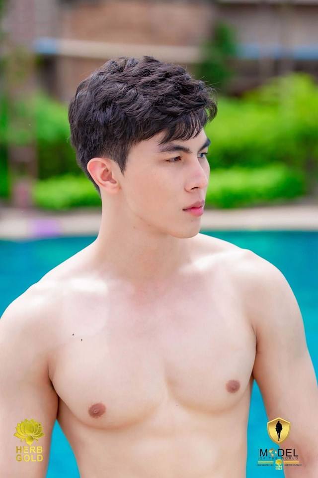 Mister​ Model​ THAILAND Surached​ Kamalae​