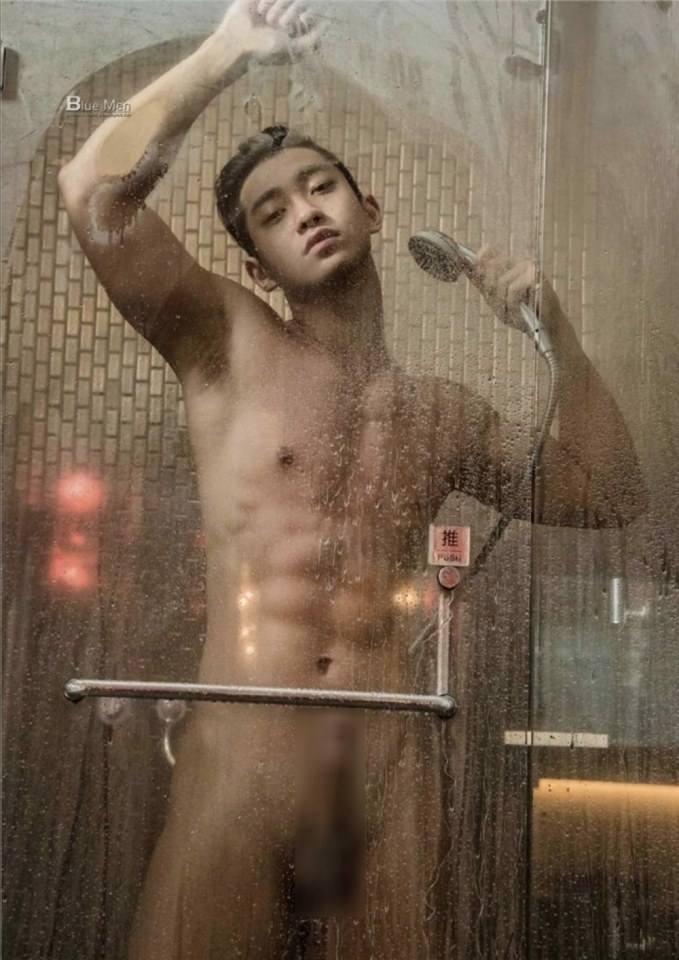 ร้อนๆ มาอาบน้ำกันมั้ย