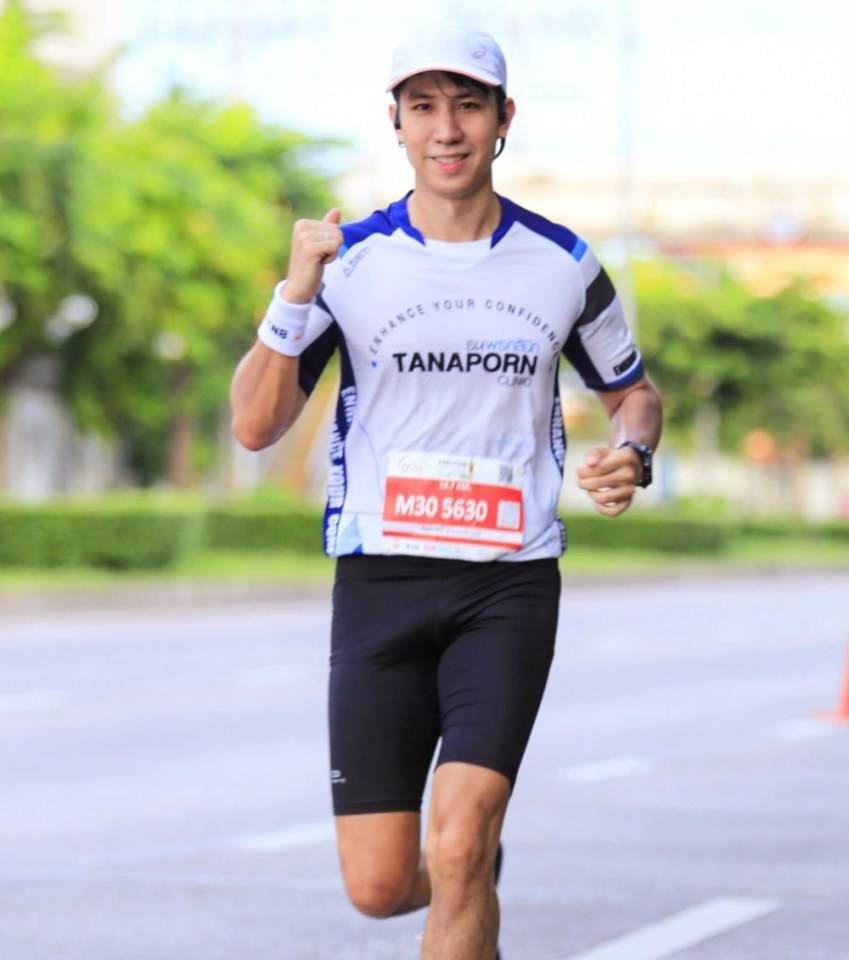 "ธรรมะดีดีและฉันกลับมาแล้ว" ส่งท้ายปีเก่าต้อนรับปีใหม่ด้วยการเป็นคนดีในสังคมมีหิริโอตัปปะมีศีลธรรมประจำใจมีคุณธรรมประจำจิตพาชีวิตให้มีแต่ความสุขสดชื่นแจ่มใสไม่ยึดติด(โอม มยุรา การันเต สวาหา) : 56