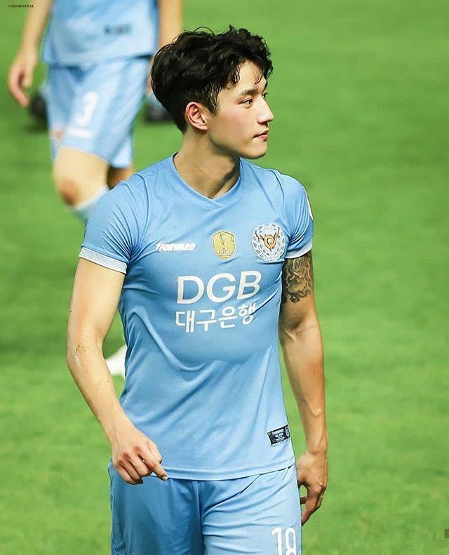 Jeong Seung-won นักฟุตบอลเกาหลี งานดี