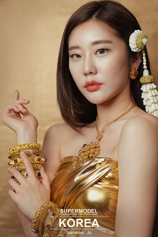2020 Supermodel International in Thai element.