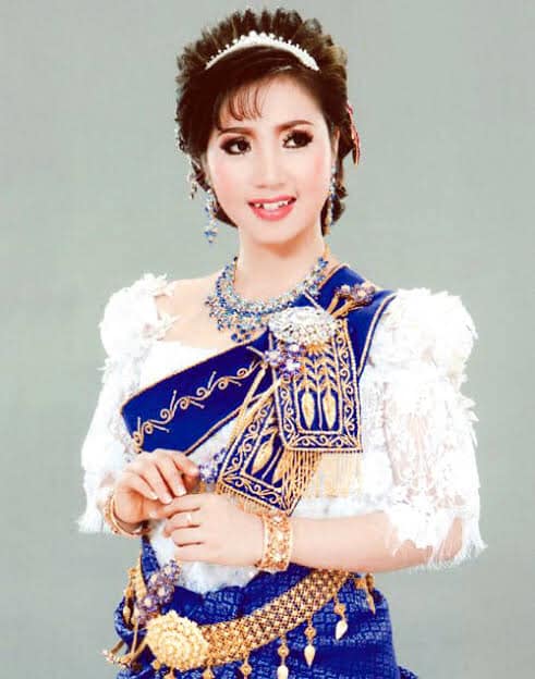 Cambodia national costume (សំពត់)