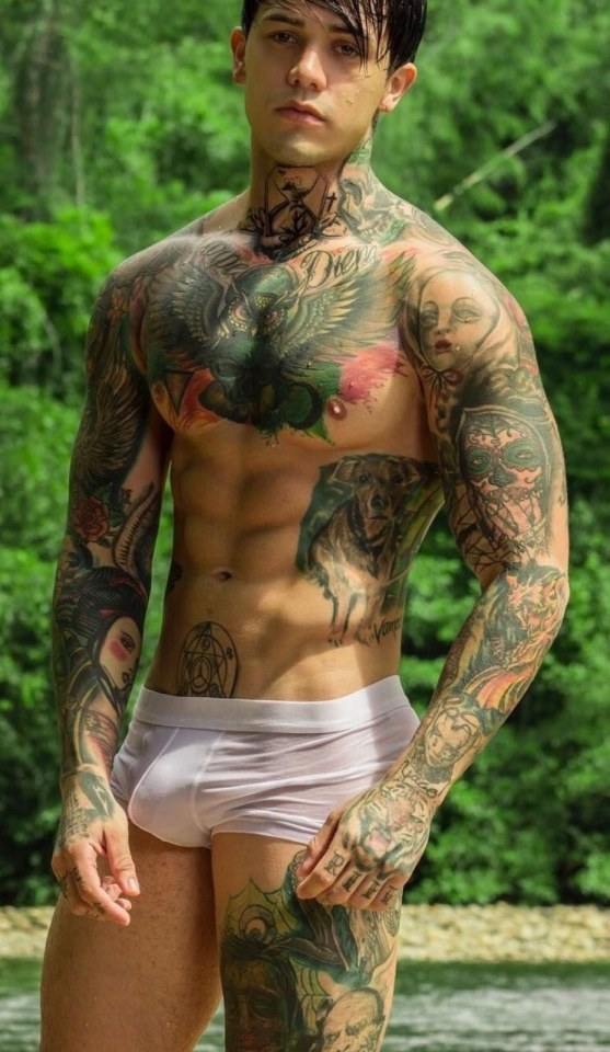Hot guy in underwear 409