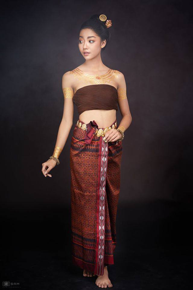 Thai traditional dress, ชุดพื้นเมืองอีสาน