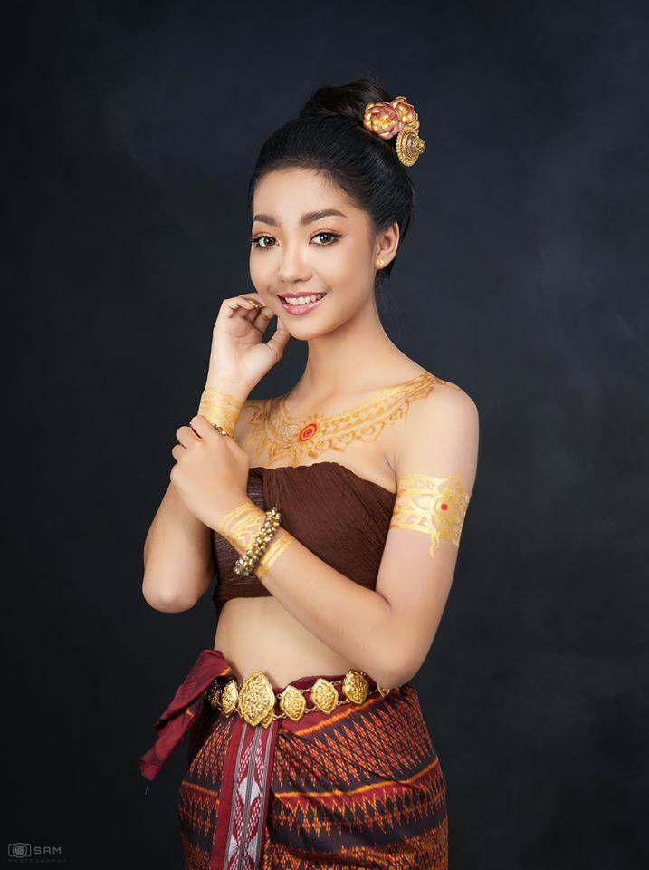 Thai traditional dress, ชุดพื้นเมืองอีสาน