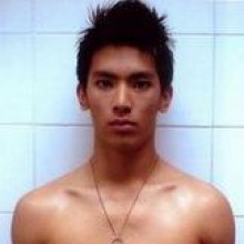 นายยุกต์ หล่อเนียนซ๊า