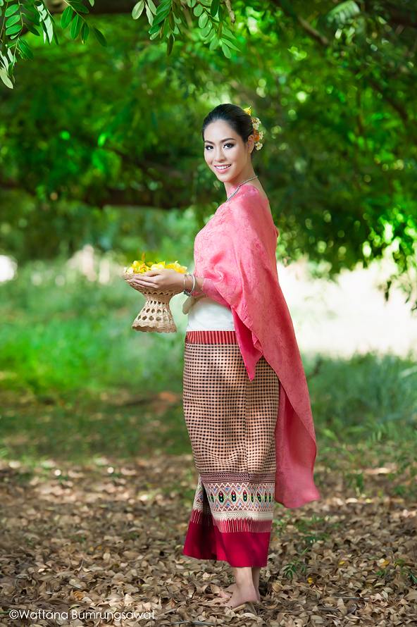 Tai yuan ethnic - Lanna traditional costume, Thailand
