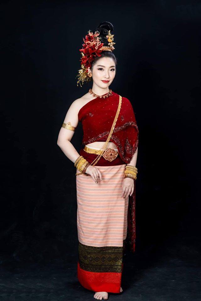 Tai yuan ethnic - Lanna traditional costume, Thailand