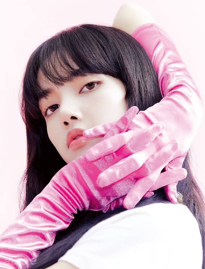 (BLACKPINK) Lisa @ Allure Korea June 2020