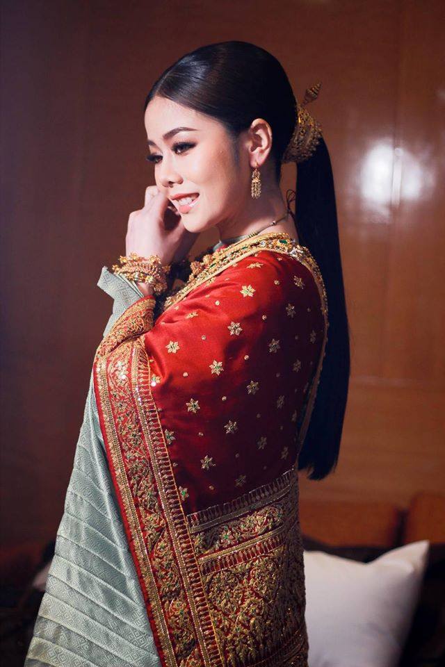 Thai wedding dress | Thailand “ชุดไทยจันทร์โสมา”