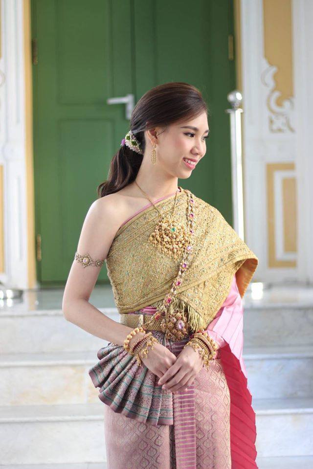 Thai wedding dress | Thailand “ชุดไทยจันทร์โสมา”