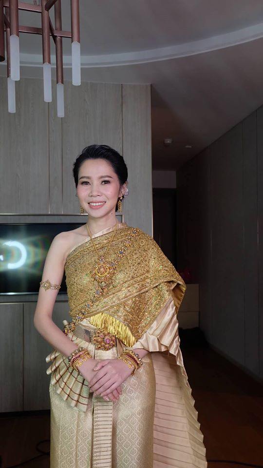 Thai wedding dress | Thailand “ชุดไทยจันทร์โสมา”